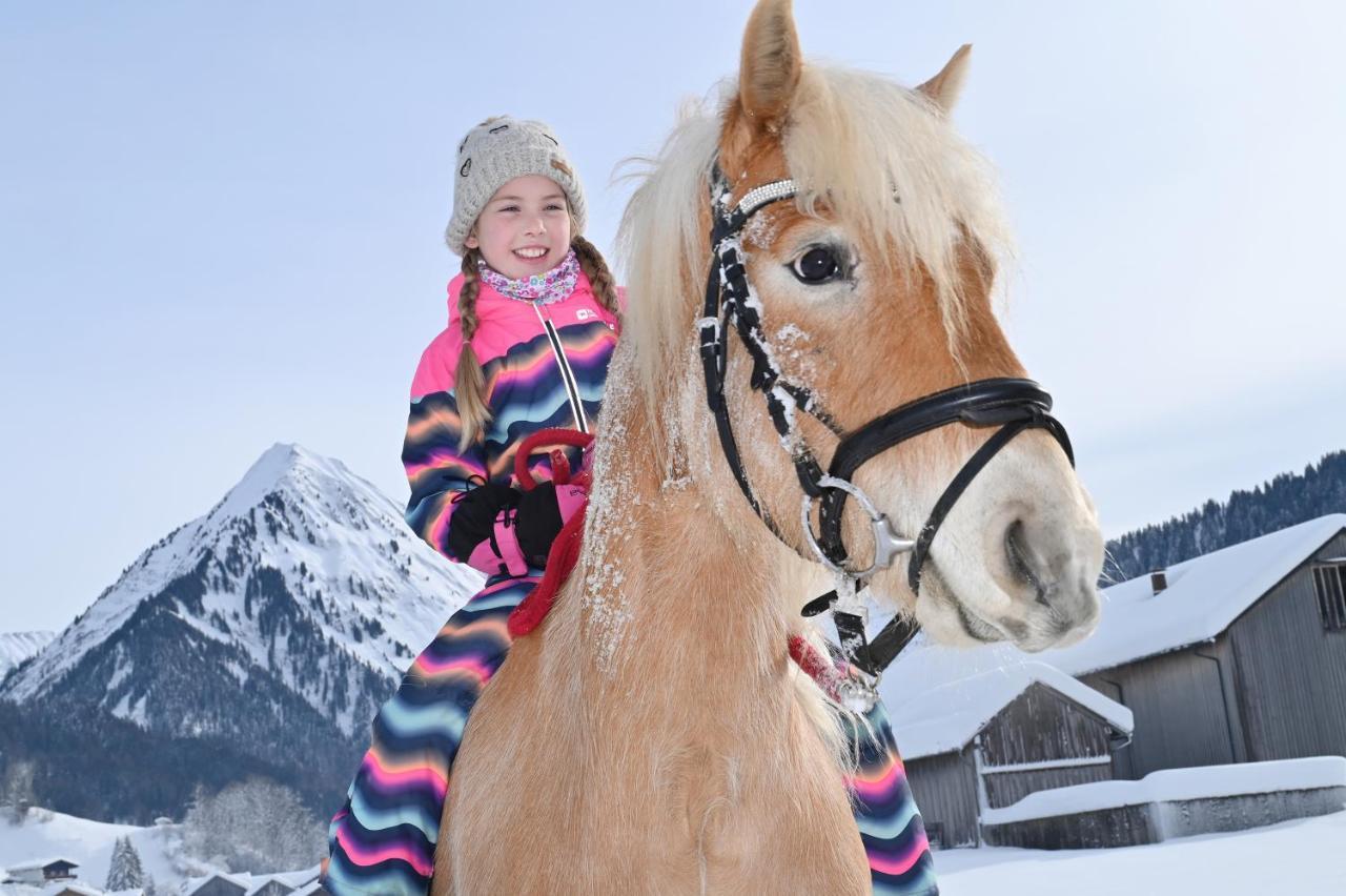 Haus Bergquell Daire Au (Vorarlberg) Dış mekan fotoğraf