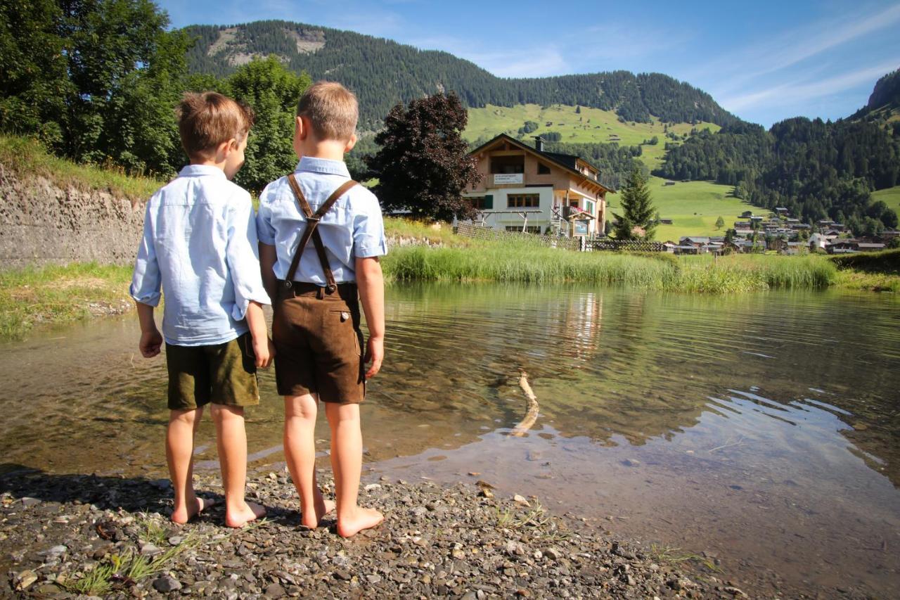 Haus Bergquell Daire Au (Vorarlberg) Dış mekan fotoğraf