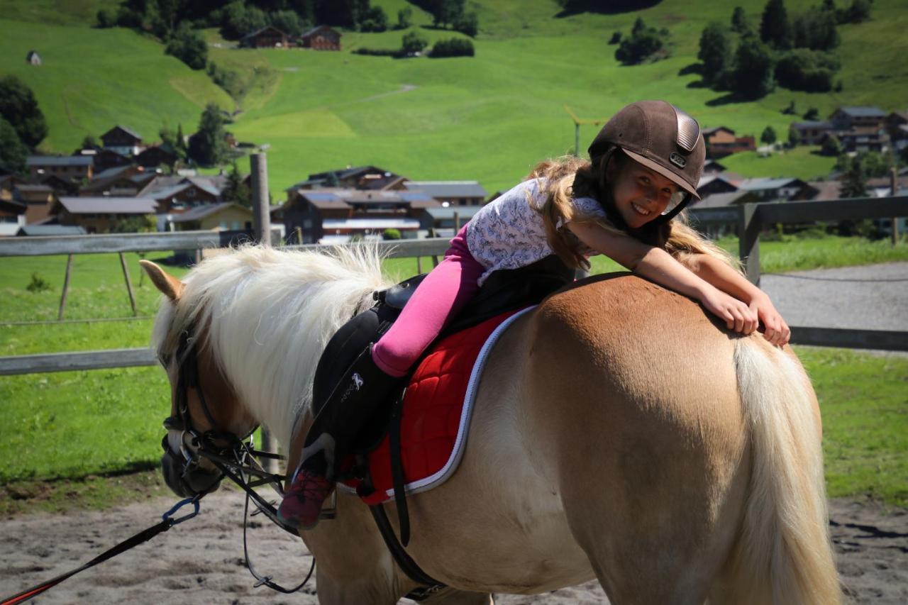 Haus Bergquell Daire Au (Vorarlberg) Dış mekan fotoğraf